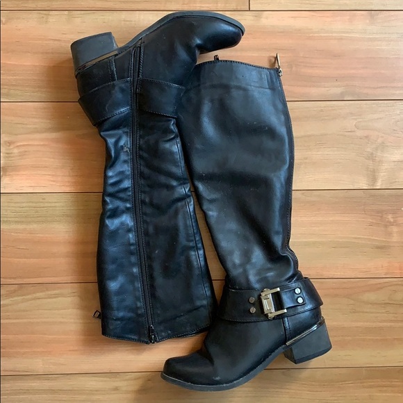 Black leather boot - Picture 2 of 4